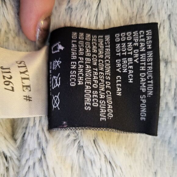 YMI Women's S Faux Leather Jacket With Faux Fur Lining and Removable Knit Hood - Picture 8 of 11